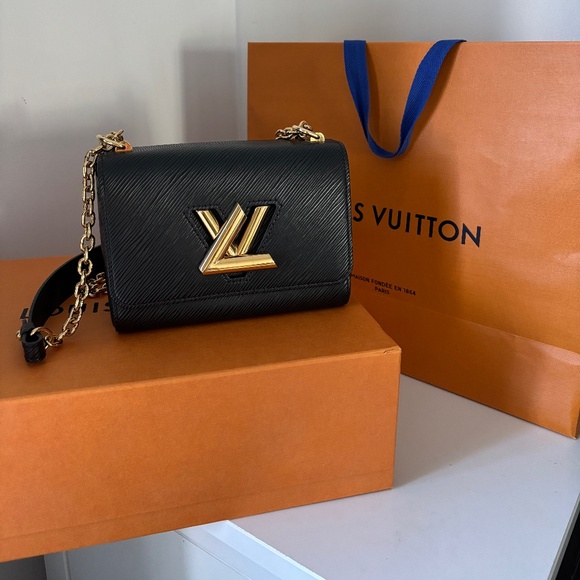 Louis Vuitton PM Twist - Picture 1 of 13